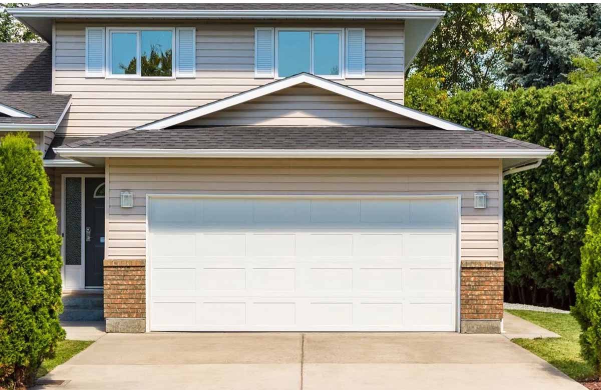 Connect with trusted garage door specialists in Woodlands for expert repairs, installations, and maintenance services you can rely on.