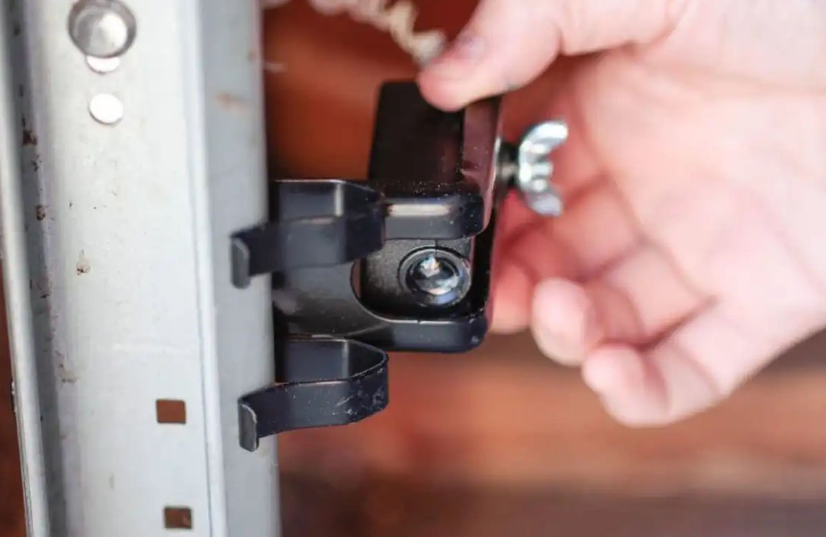 Need garage door sensor repair in The Woodlands? Book certified technicians for quick diagnostics and affordable same-day service.