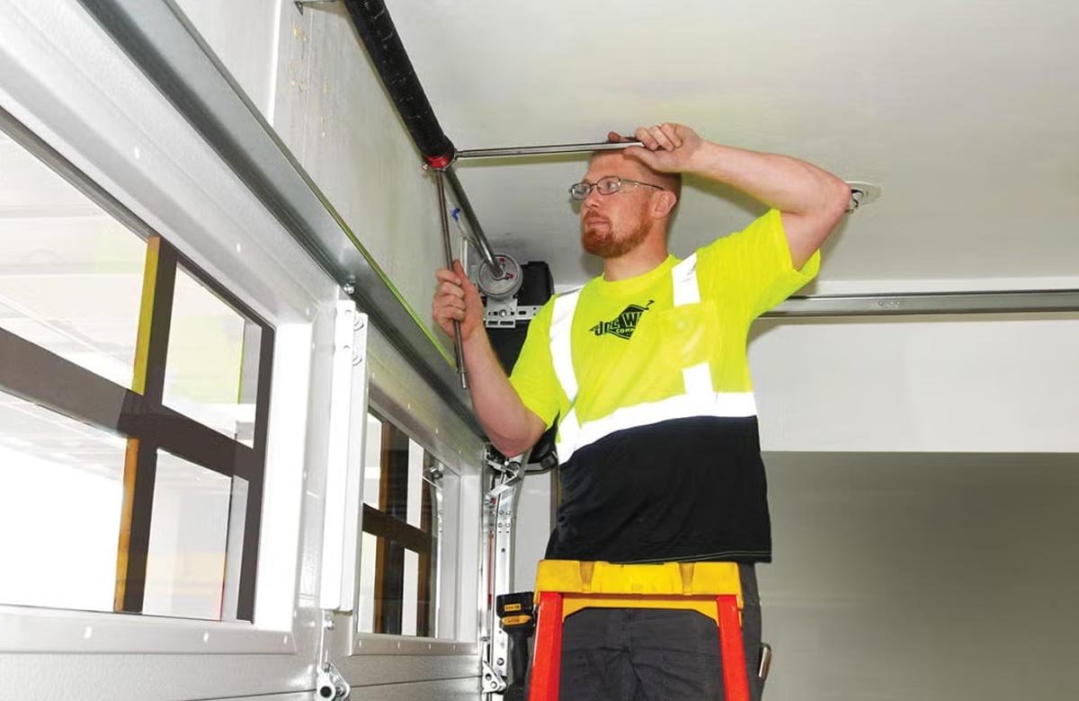 Get fast and reliable Broken Garage Door Spring Repair The Woodlands. Our experts fix broken springs quickly to keep your garage safe and functional.
