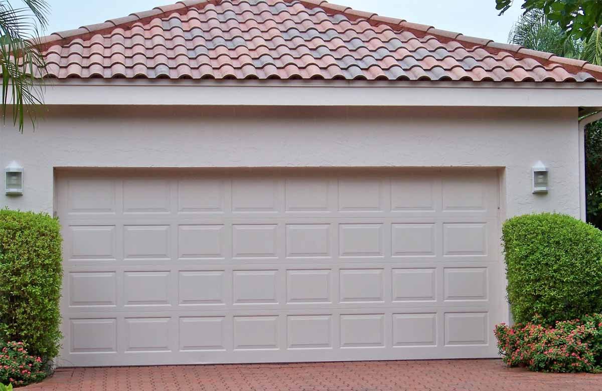 Expert service to fix garage door jerky movement The Woodlands homeowners face.