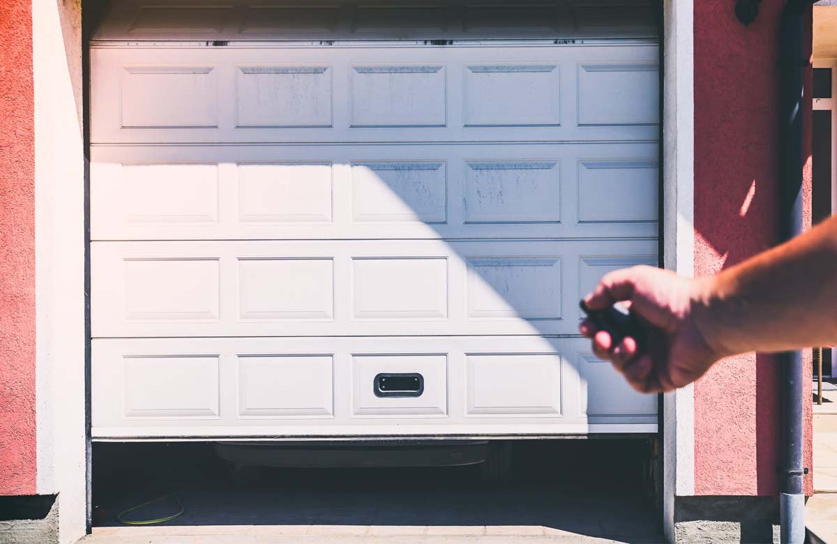 Garage door won't close completely The Woodlands | Free Estimation