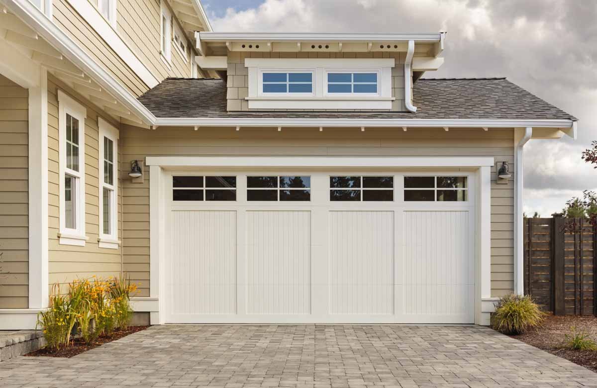Get expert LiftMaster Garage Door Repair The Woodlands. We fix openers, remotes, sensors & more with quick service and quality parts.