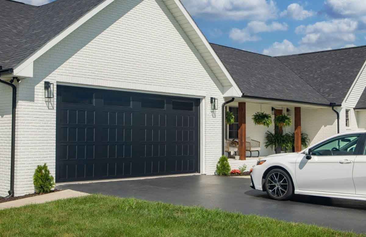 Reliable garage door repair near The Woodlands for homes and businesses.