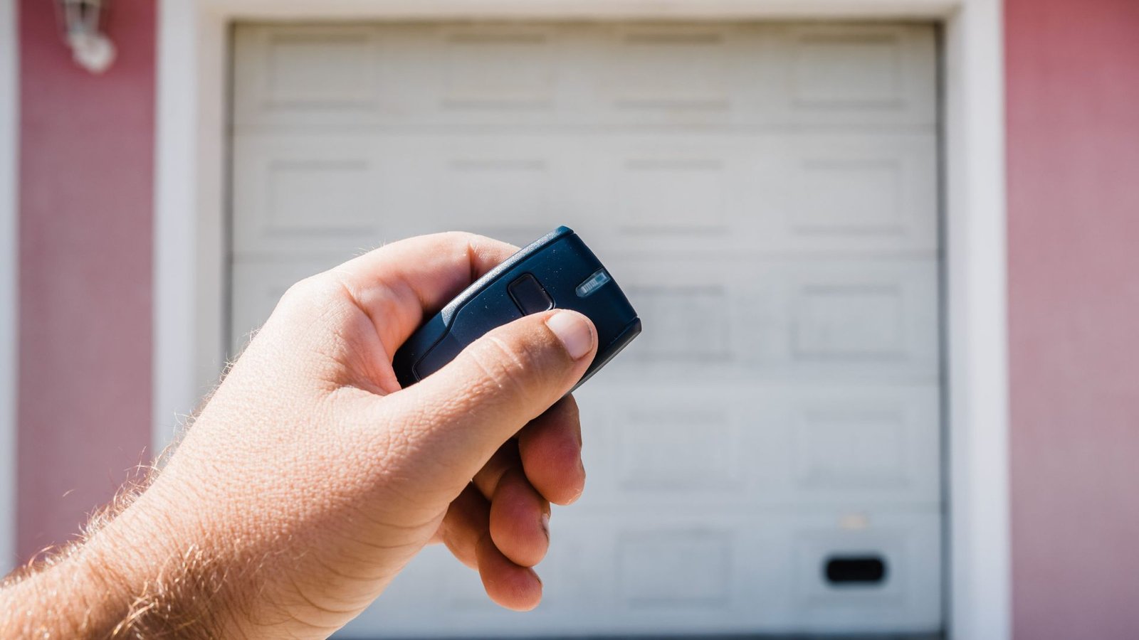 Garage Door Not Responding to Remote? Quick Fixes That Actually Work